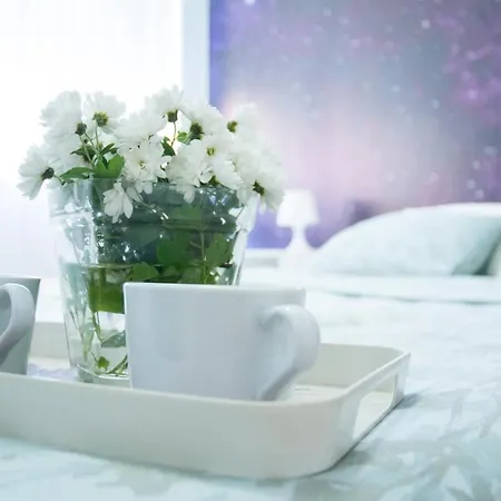Апартаменты White Night Center *